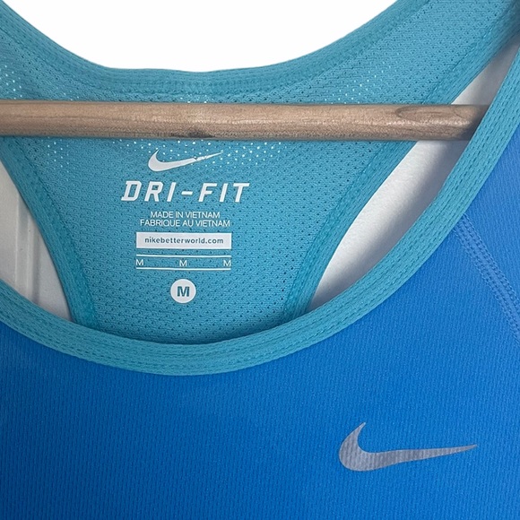 NIKE DRI-FIT women’s blue workout tank, Medium - Picture 3 of 7